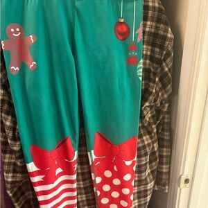 New leggings size medium.  Never worn.  Tried on and I’m too tall or something.